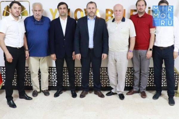 Дагестанская делегация в Турции встретилась с мэром города Ялова