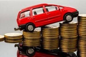Страховка машин дорожает: выплаты за ДТП увеличат, но заплатят за это водители
