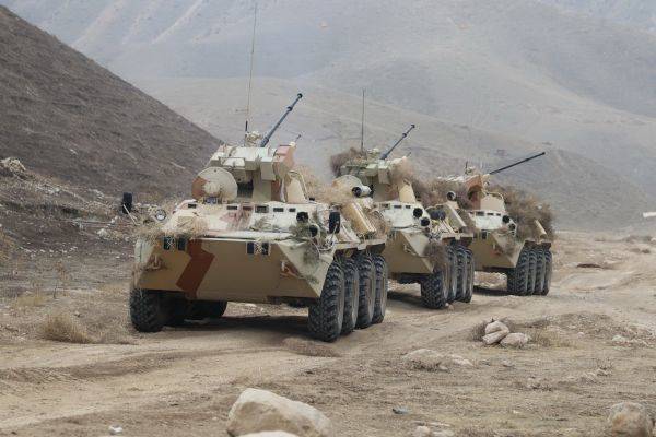 Россия увеличила воинский контингент и количество техники на границе с Афганистаном
