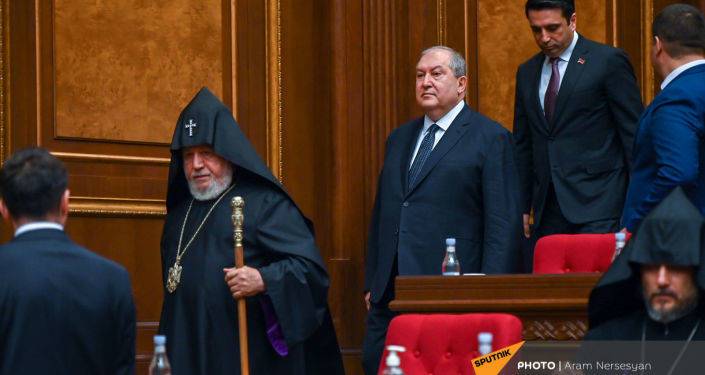 Первый день нового парламента в фотографиях