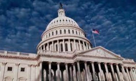Сенат США собирается облагать налогом операции с криптовалютой. Хотят собрать $28 миллиардов