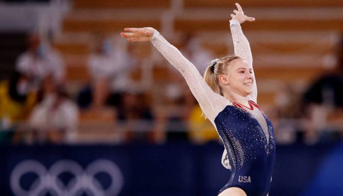 Американка Кэри стала Олимпийской чемпионкой в вольных упражнениях