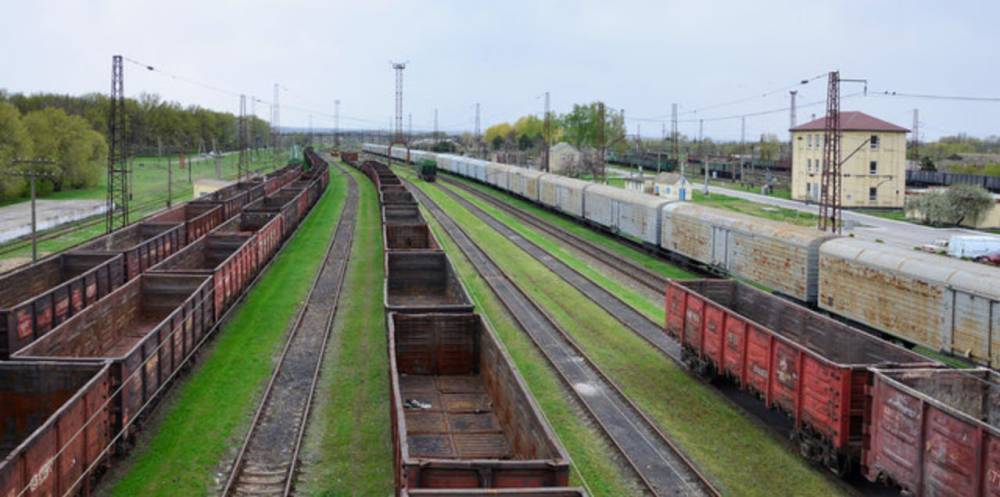 Повышение тарифов на грузовые перевозки по железной дороге противоречит национальной экономической стратегии - Минэкономики