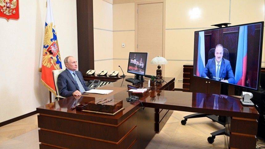 Глава Дагестана рассказал Путину о борьбе с COVID-19 и проблемах региона