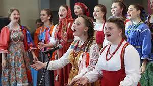 Чиновники минздрава объяснили лечебные свойства русских народных песен после ковида