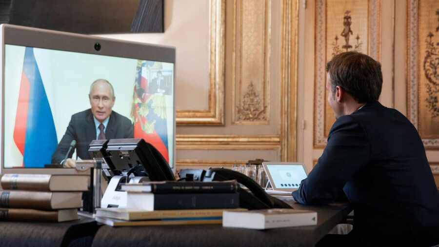 Макрон позвонил Путину, чтобы обсудить ситуацию в Афганистане и Донбассе