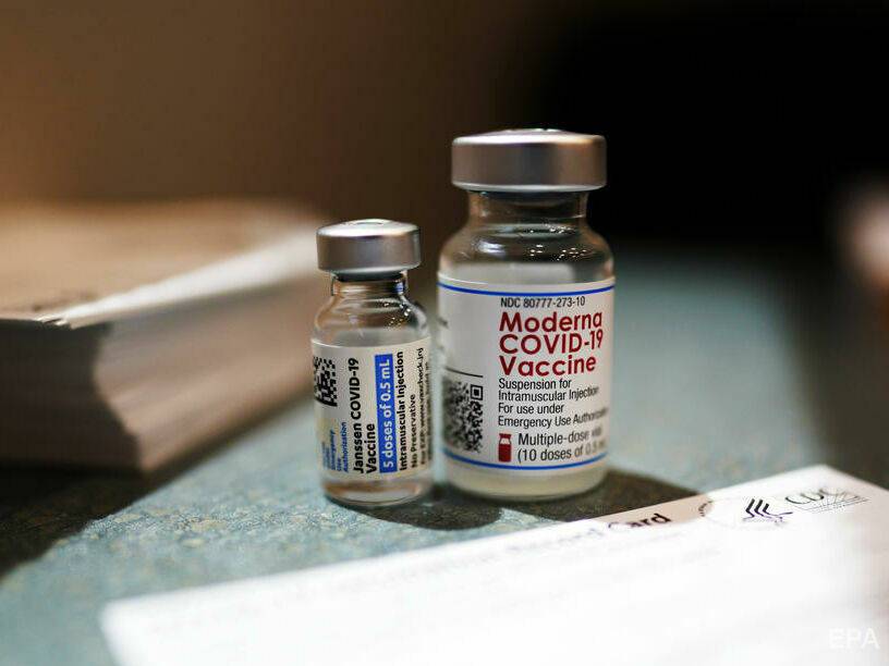 В Киеве стартовала запись на прививку второй дозой вакцины Moderna