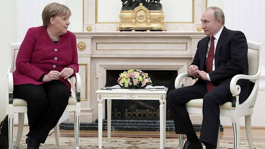 Владимир Путин и Ангела Меркель проводят переговоры в Москве. Трансляция