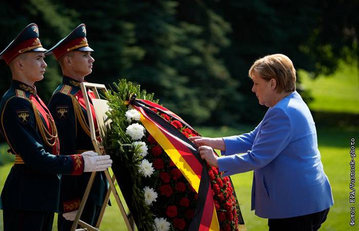 Путин уверен, что визит Меркель будет не только прощальным, но и содержательным