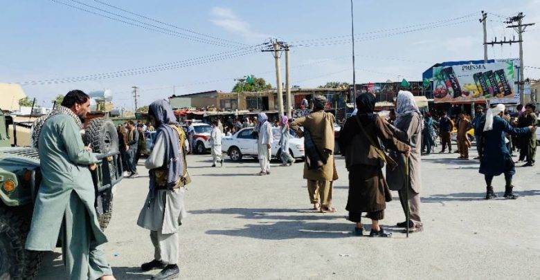 СМИ: В Афганистане талибы избили гражданина Британии и его жену
