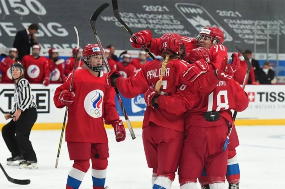 Российские хоккеистки обыграли швейцарок в первом матче на ЧМ в Канаде