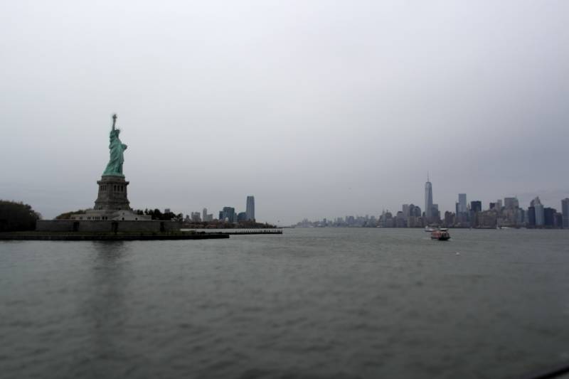 Нью-Йорк накрыло ураганом "Генри"