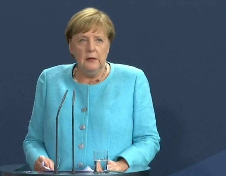 Меркель заявила, что через 25 лет Европа может отказаться от газа из России