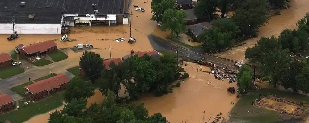 Число погибших при наводнении в Теннесси возросло до 22