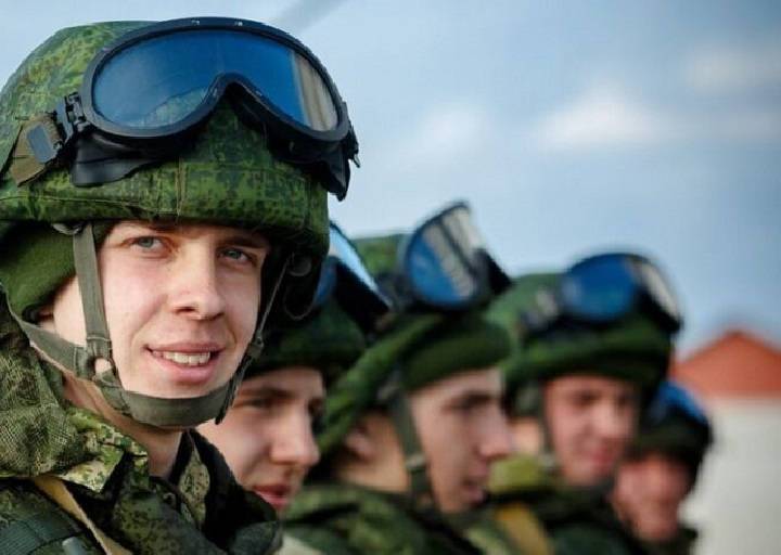 Единовременные выплаты военным в 15 тысяч рублей обещали осуществить без проволочек