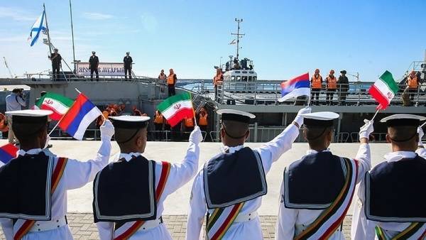 Россия, Иран и Китай развернут в Персидском заливе совместные учения