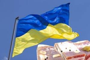 Сало или флаг? Украинцы определили главные символы государства