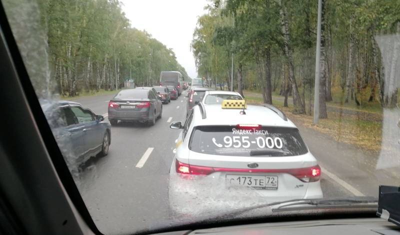 На трассе Тюмень - Екатеринбург 24 августа организуют реверсивное движение