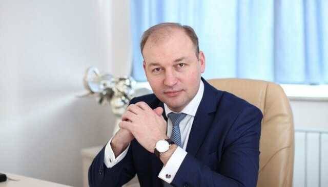 Кассационная инстанция отменила решение о незаконности увольнения ульяновского министра за полет в Ниццу