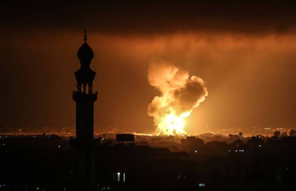 ВВС Израиля бомбили в Газе. ХАМАС хочет новой войны?