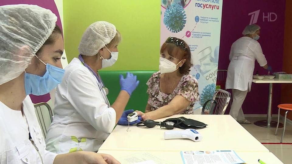 Получить надежную защиту от коронавируса в России не составляет труда — пункты вакцинации открыты повсюду