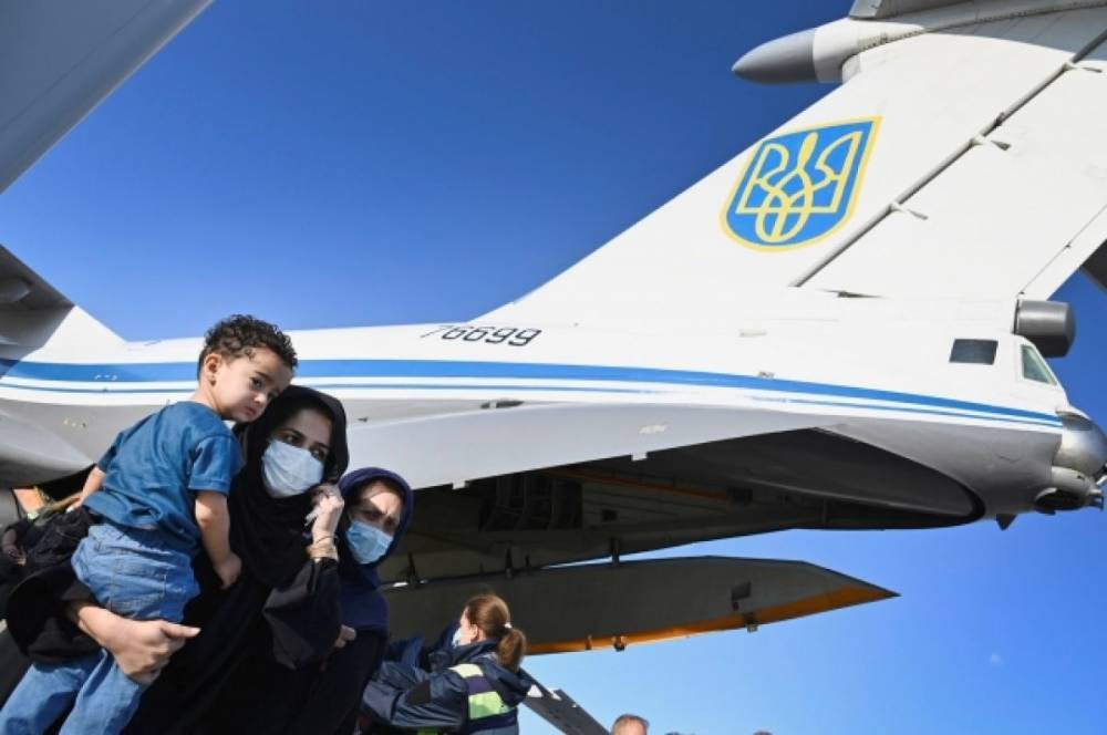 В Киеве сообщили о похищении украинского самолета в Афганистане