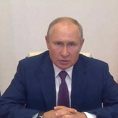 Путин подписал Указ о единовременной выплате пенсионерам в 10 тыс рублей