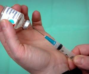 Вакцины от гриппа и коронавируса объединят