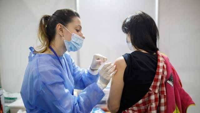 В День независимости 20 тысяч украинцев вакцинировались от COVID