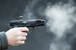 В Одессе мужчина устроил стрельбу из окна многоэтажки: пострадал ребенок