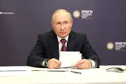 Путин пообещал подумать над учреждением в России Дня отца