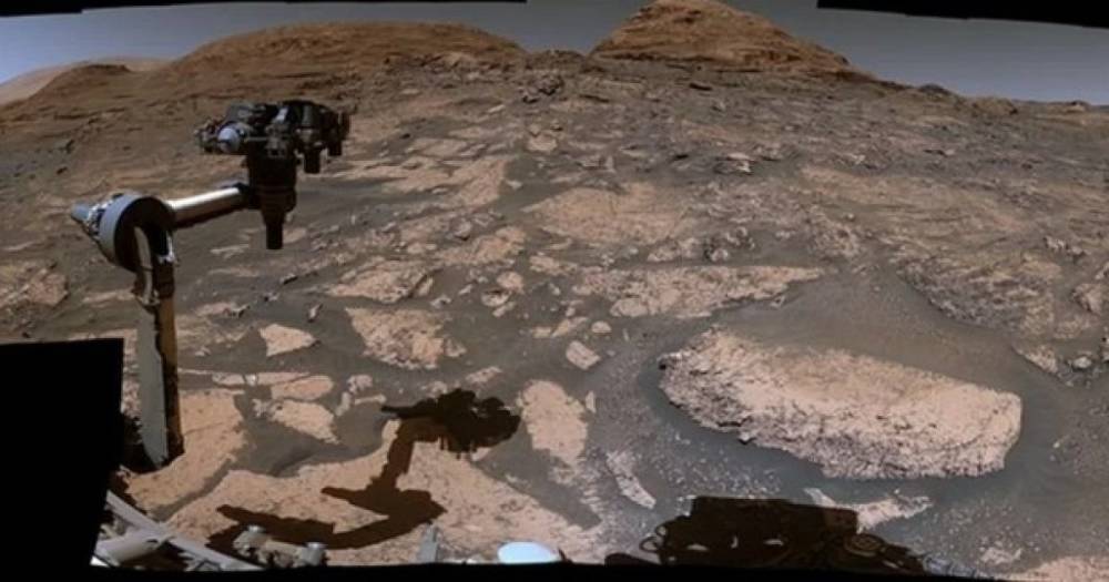Зима на Марсе. Curiosity создал захватывающую панораму окрестностей на Красной планете (видео)