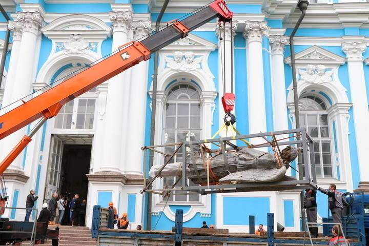 На реставрацию памятников Петербурга не хватило 724 миллионов рублей