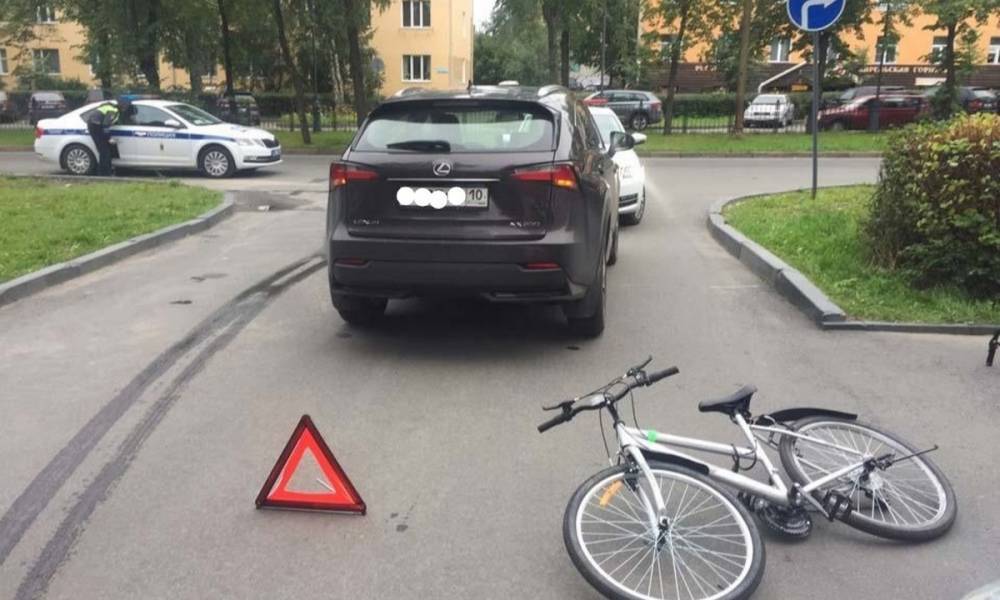 В Петрозаводске водитель «Лексуса» сбил 9-летнего мальчика на велосипеде