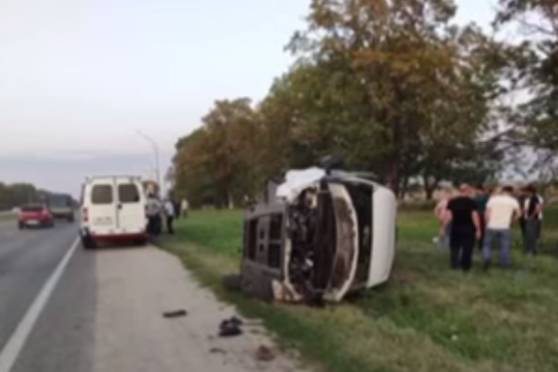 В ДТП с участием пассажирской «Газели» в Кабардино-Балкарии пострадали три человека