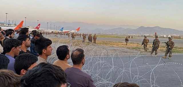 В Британии заявили, что теракт в аэропорту Кабула может произойти в ближайшие часы