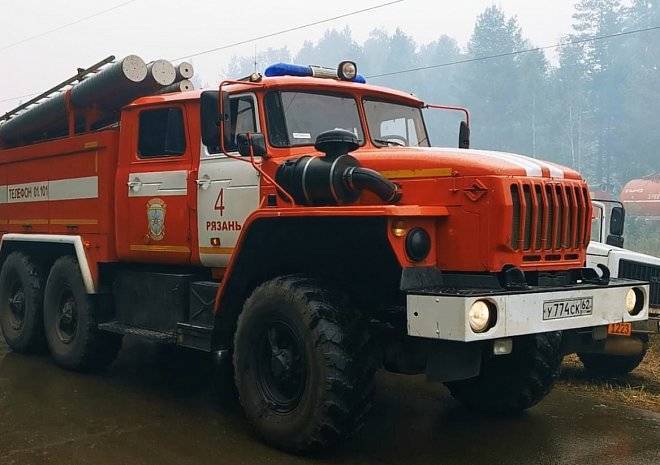Рязанские спасатели рассказали о борьбе с лесными пожарами в Нижегородской области