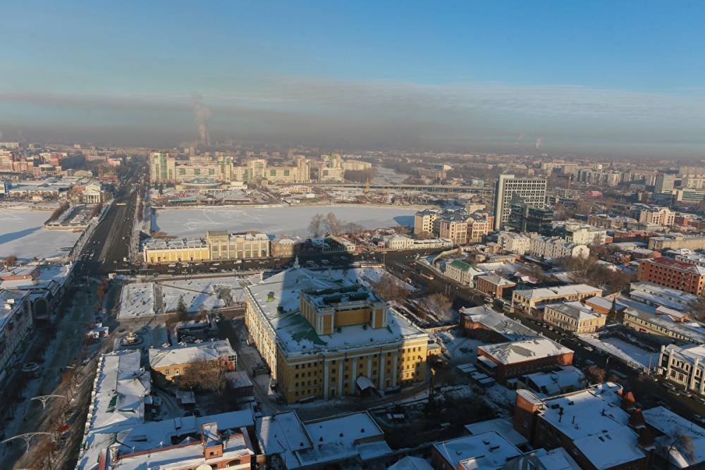 Запах гари в городах и районах Южного Урала объяснили пожарами в Курганской области
