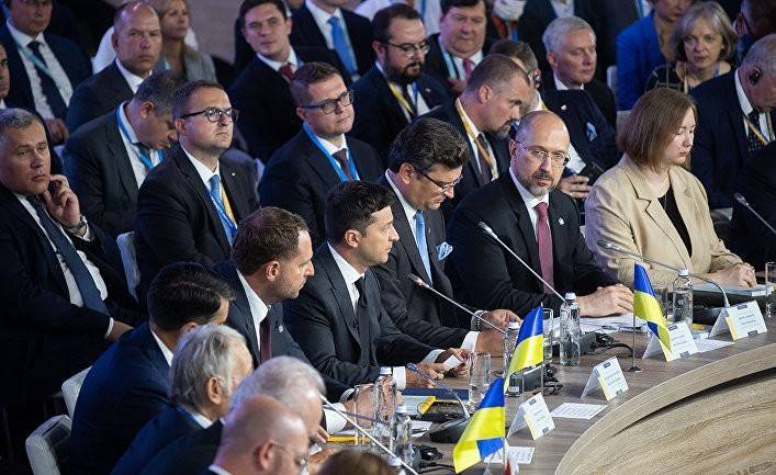 Политика: почему Меркель и Макрон проигнорировали «Крымскую платформу»