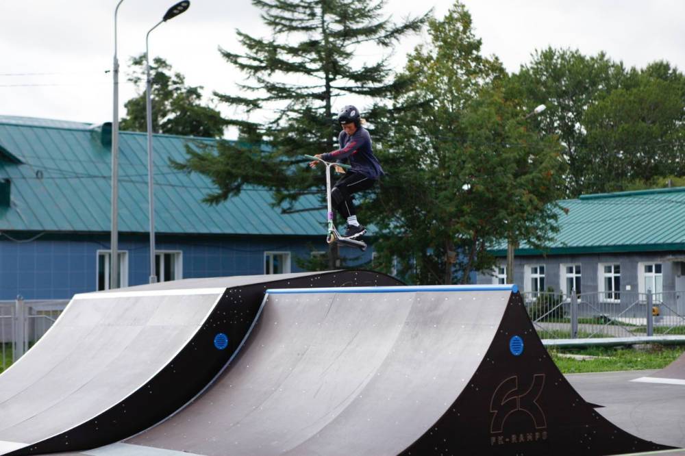 Скейт-парк открыли в Луговом