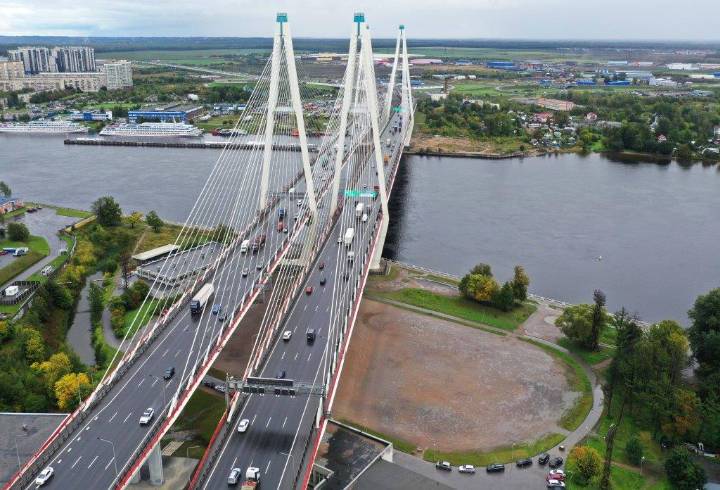 Две полосы вантового моста перекроют с 1 сентября