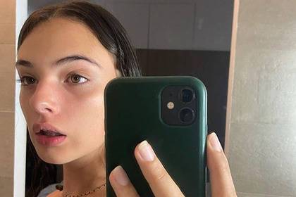 16-летняя дочь Моники Беллуччи показала идеальное лицо без макияжа