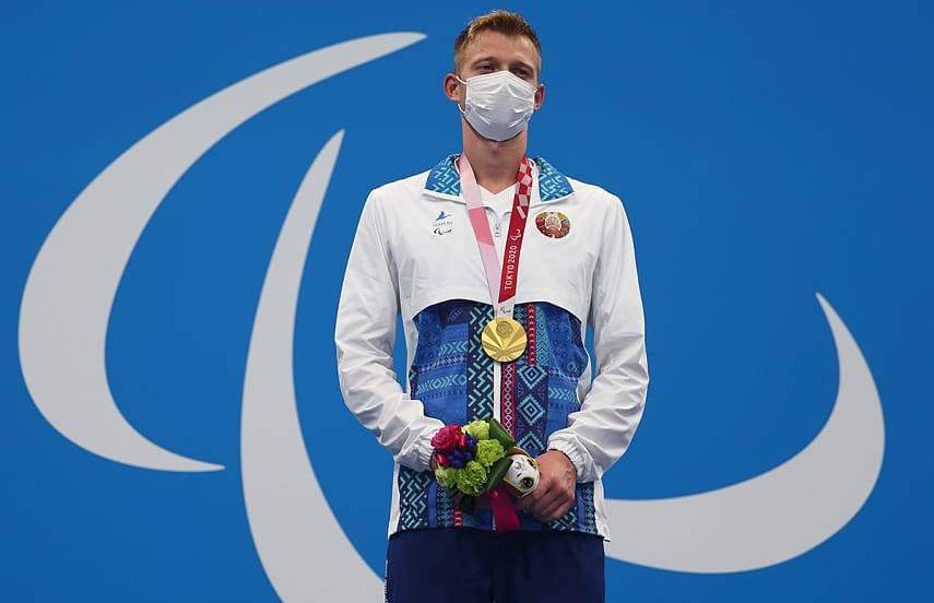 Игорь Бокий взял третью золотую медаль по плаванию на Паралимпиаде в Токио