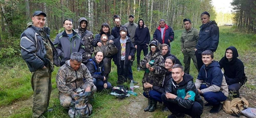 На Урале нашли четырех детей, которые ушли за шишками, но потерялись ночью в лесу