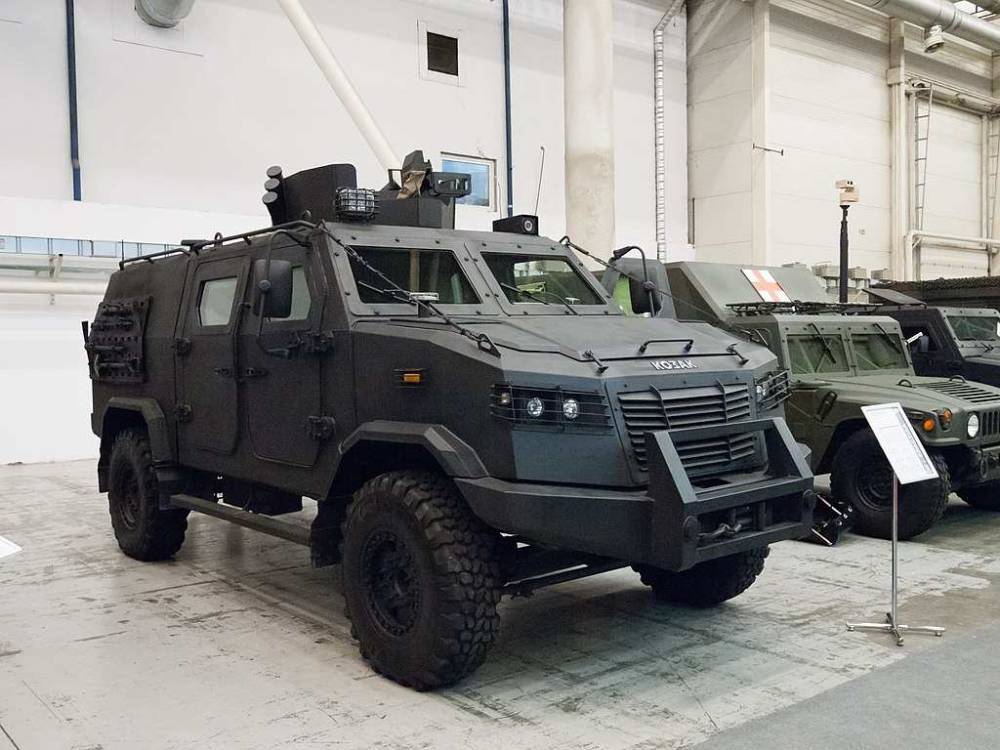 ВСУ отказались закупать парадные бронированные кабриолеты «Козак-6»