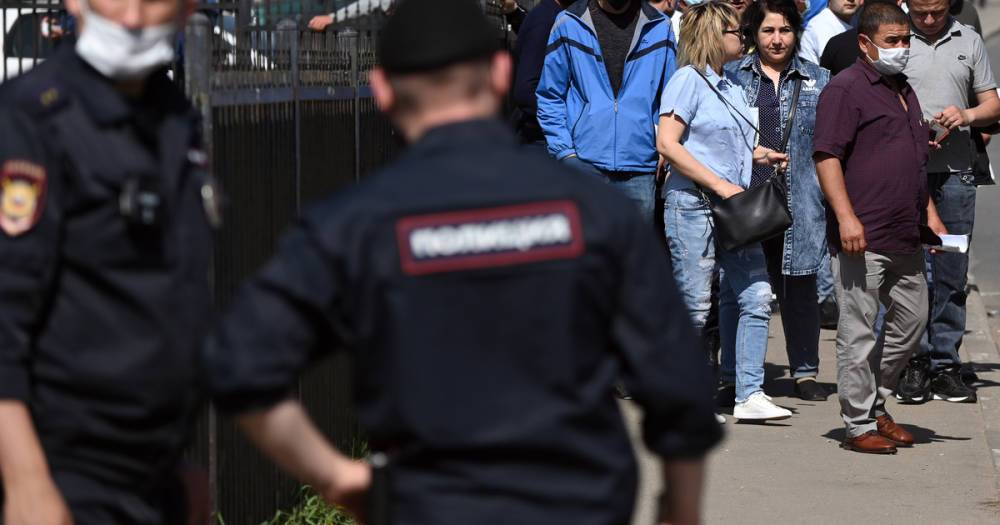 Мигранты устроили массовую драку в центре Москвы
