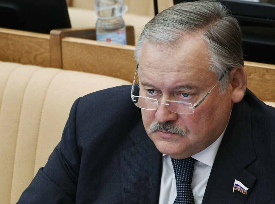 Депутат Госдумы РФ: Украина под руководством Зеленского стремится к обострению отношений с Россией