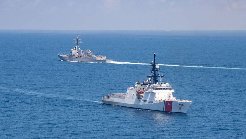 Корабли ВМС США прошли Тайваньский пролив во время учений китайского флота