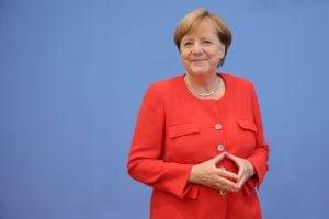Кулеба рассказал, почему Меркель не было на "Крымской платформе"