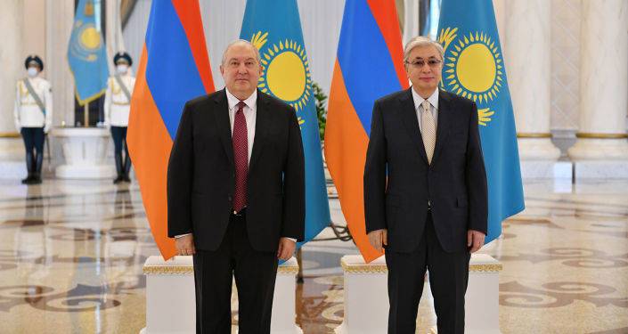 Президент Армении выразил соболезнования казахстанскому коллеге
